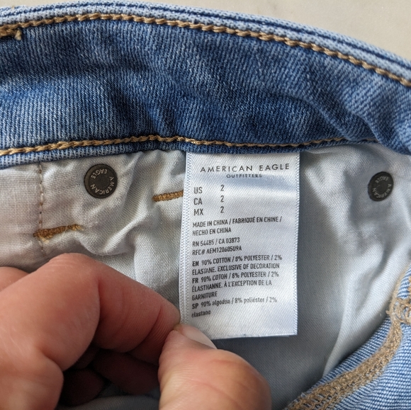 American Eagle Jean Short - Picture 4 of 4